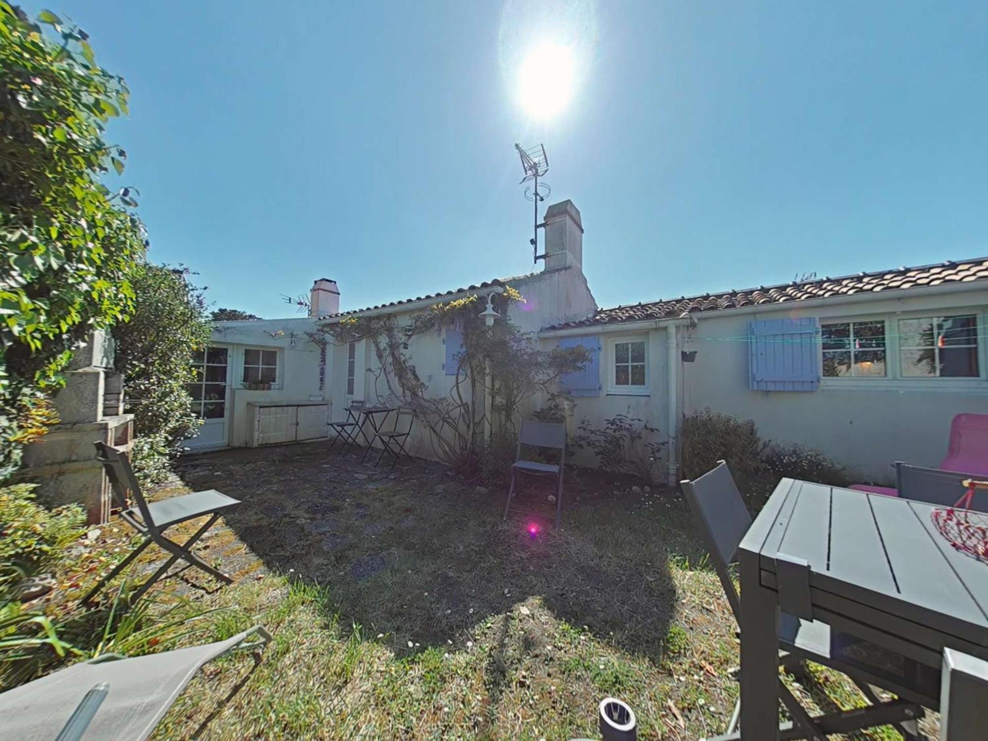 Holiday home Maison De Charme Avec Jardin Clos, A 500 M Du Centre Et 1800 M De La - 4 Couchages - Fr-1-224b-60 Noirmoutier-en-l'Ile
